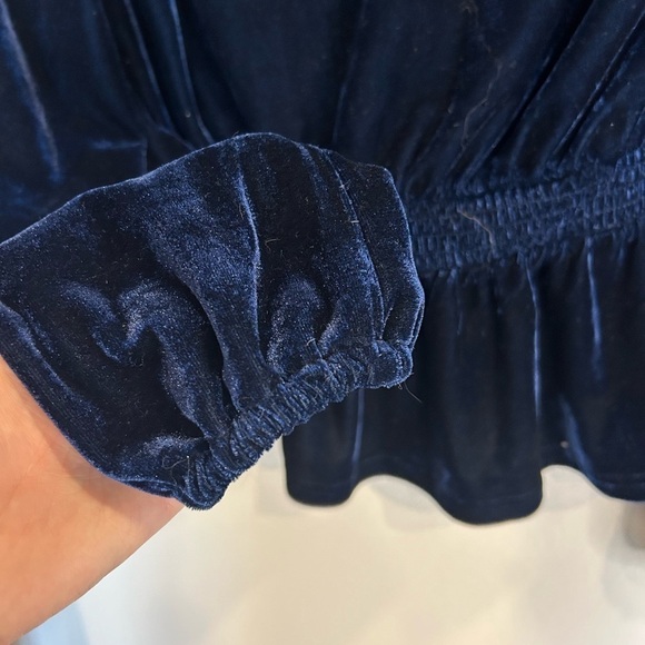 MINKPINK Navy Blue Velvet Long Sleeve Blouse M NWT | Smocked Waist Peplum Top - Picture 3 of 6